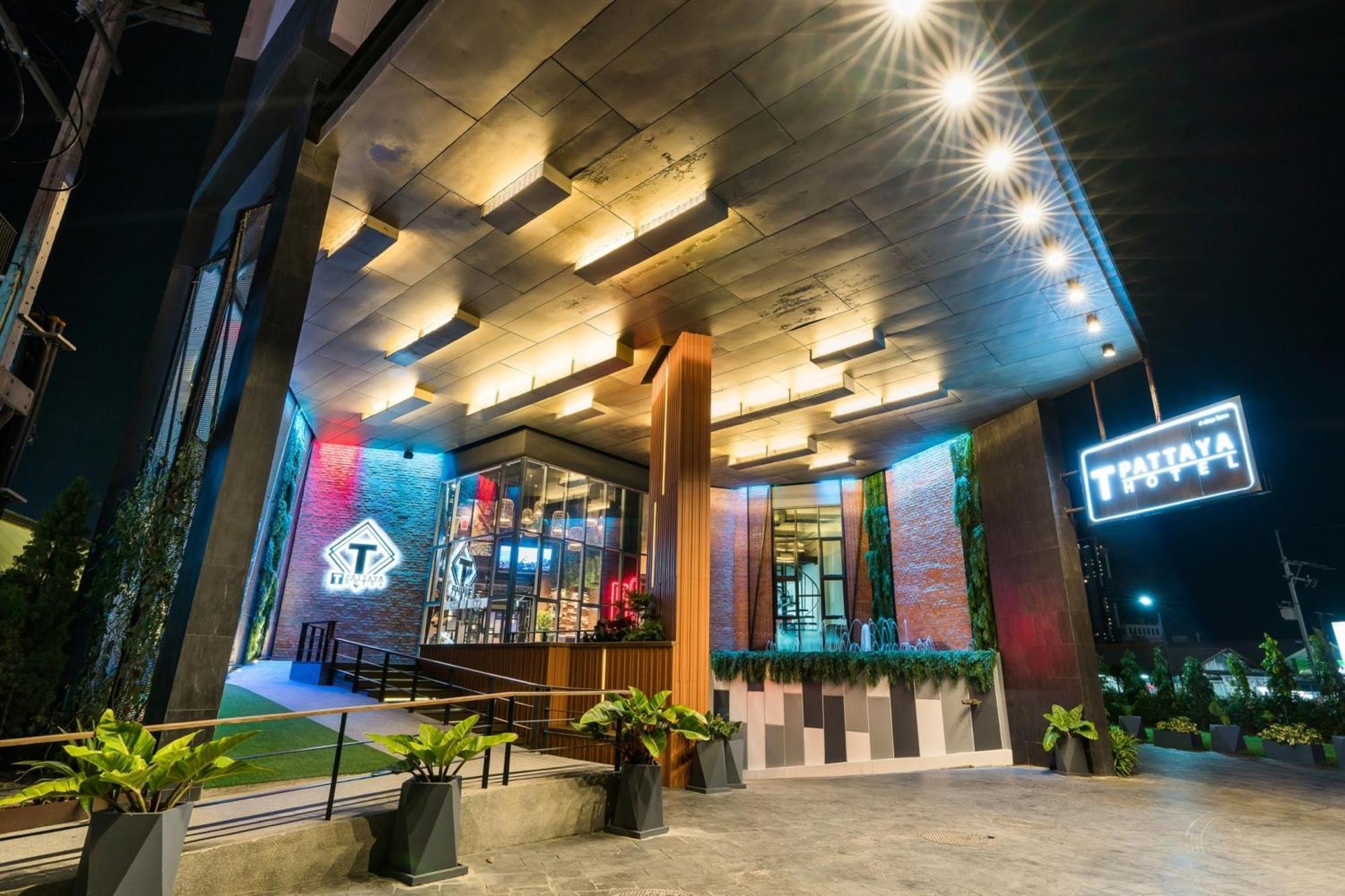 T Pattaya Hotel By Pcl Exterior foto